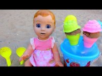 نی نی کوچولو و بستنی شنی در ساحل : بازی کودکانه دخترانه