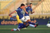 خلاصه بازی صنعت نفت 1 - استقلال 1